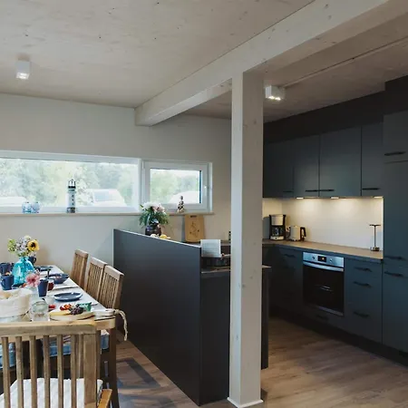 بيت للعطل Familienhaus Mit Moderner Ausstattung *
